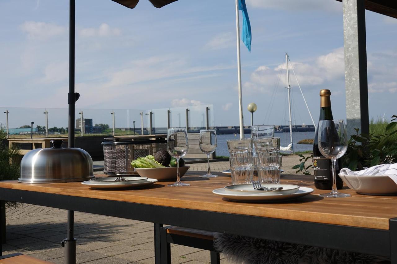 Dock Hotel Stellendam Exterior photo
