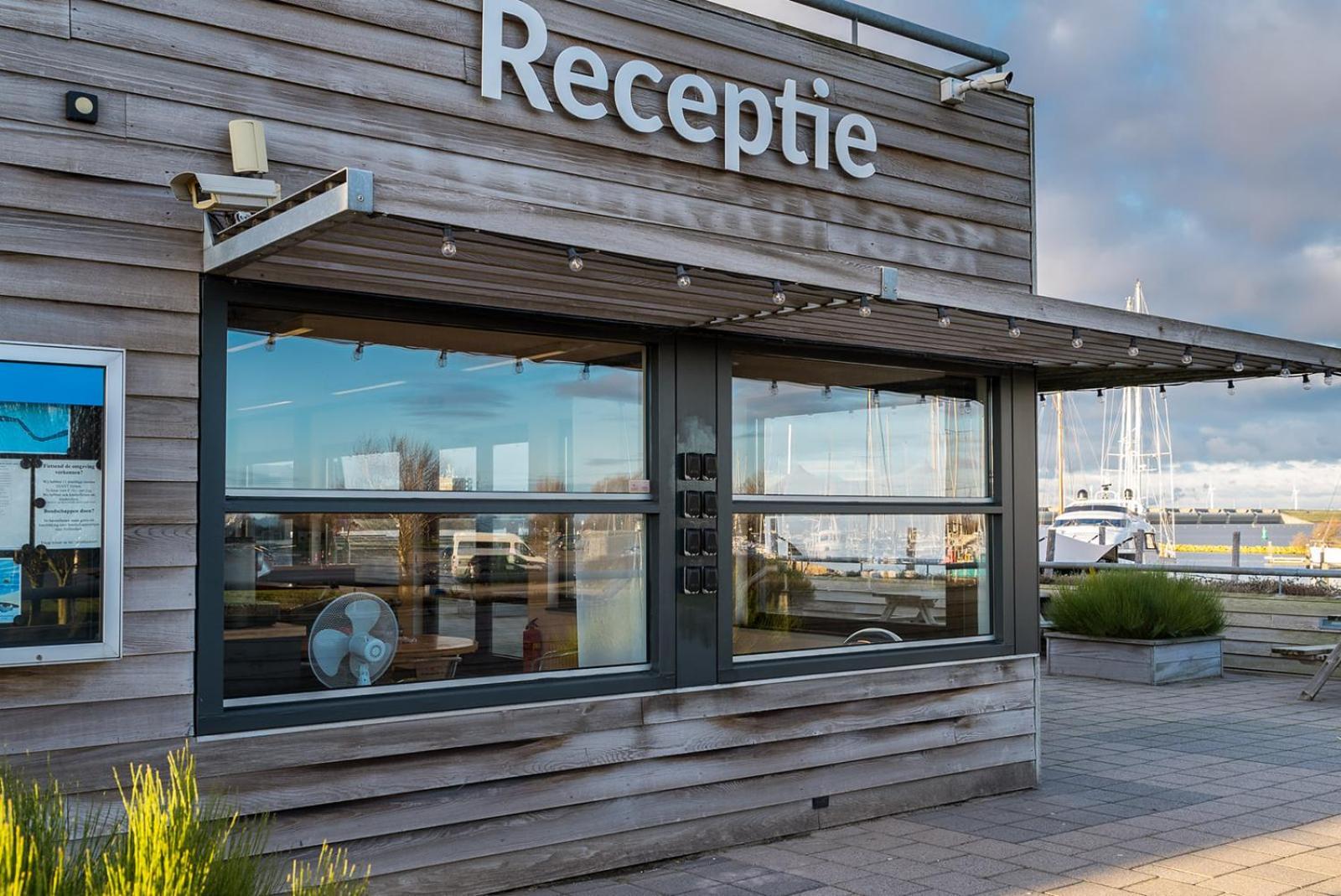Dock Hotel Stellendam Exterior photo